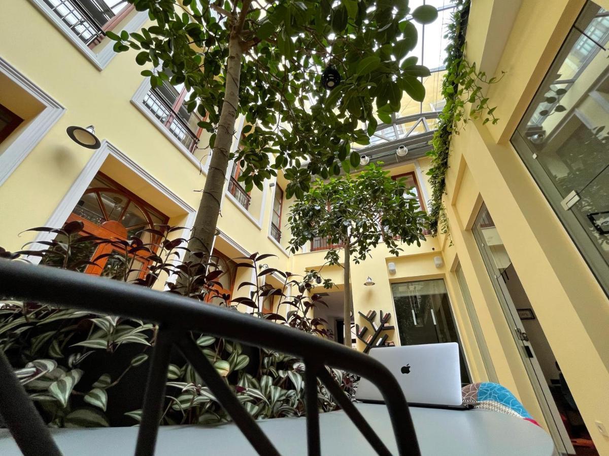 Atrium Boutique Hotel Sofia Exterior photo